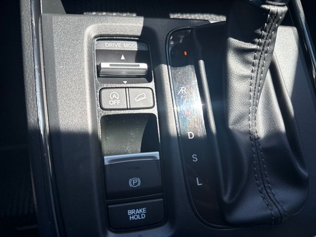 2024 Honda CR-V LX - Photo 25