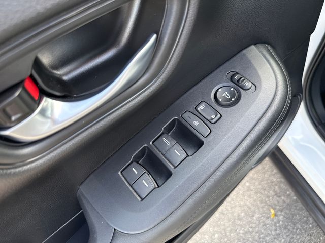 2025 Honda HR-V LX - Photo 10