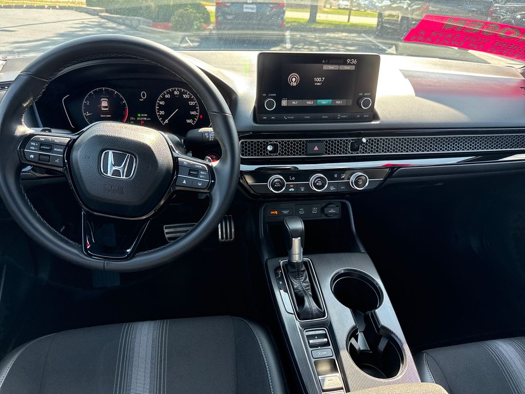 2025 Honda Civic Sport - Photo 22