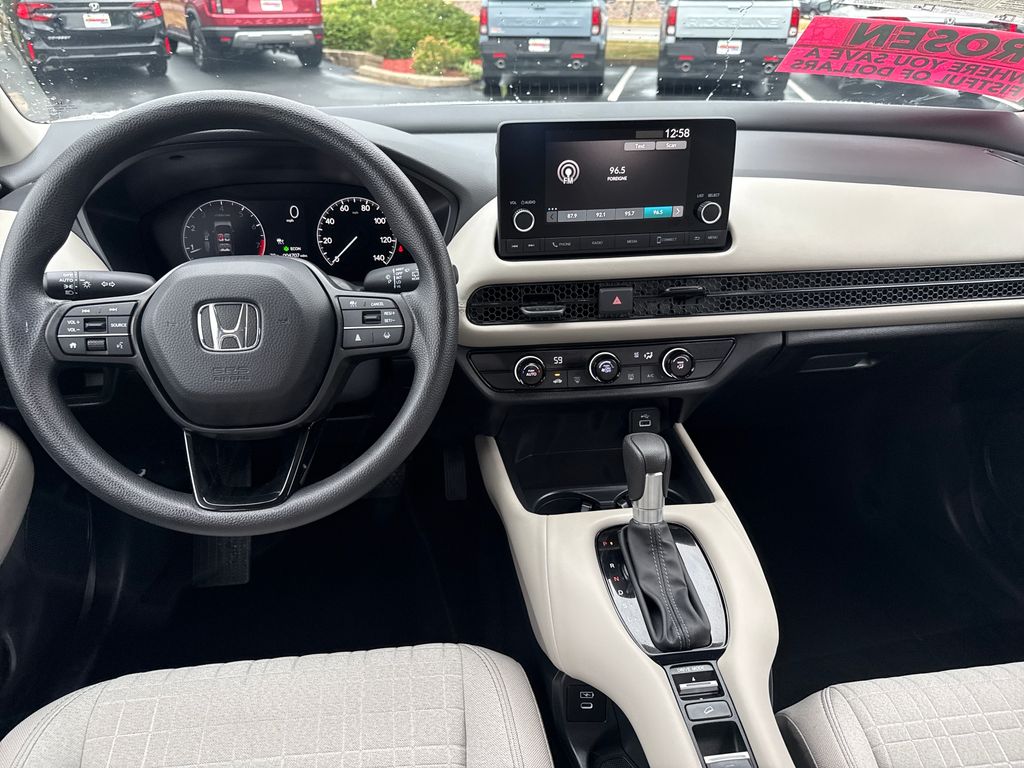 2025 Honda HR-V LX - Photo 22