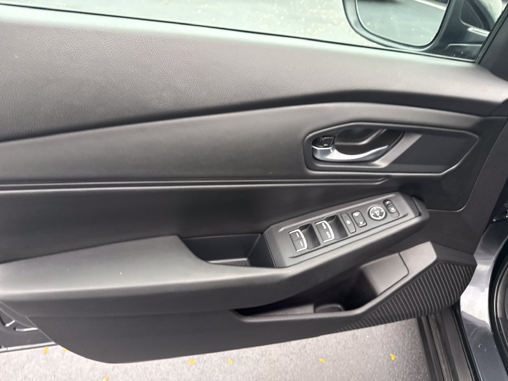 2025 Honda Accord SE - Photo 9