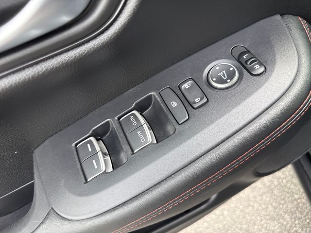 2025 Honda HR-V Sport - Photo 10