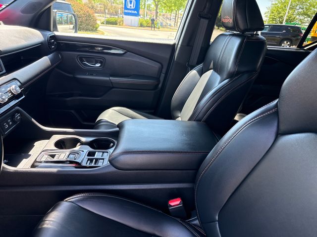 2025 Honda Pilot TrailSport - Photo 14