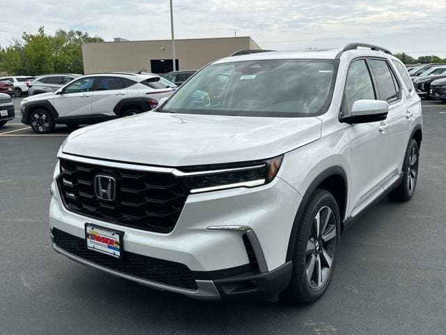 2025 Honda Pilot Touring's photo