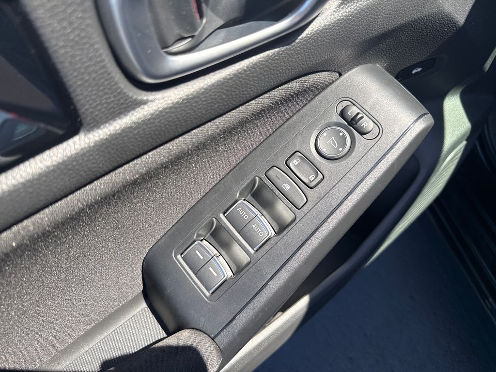 2024 Honda Civic EX - Photo 10