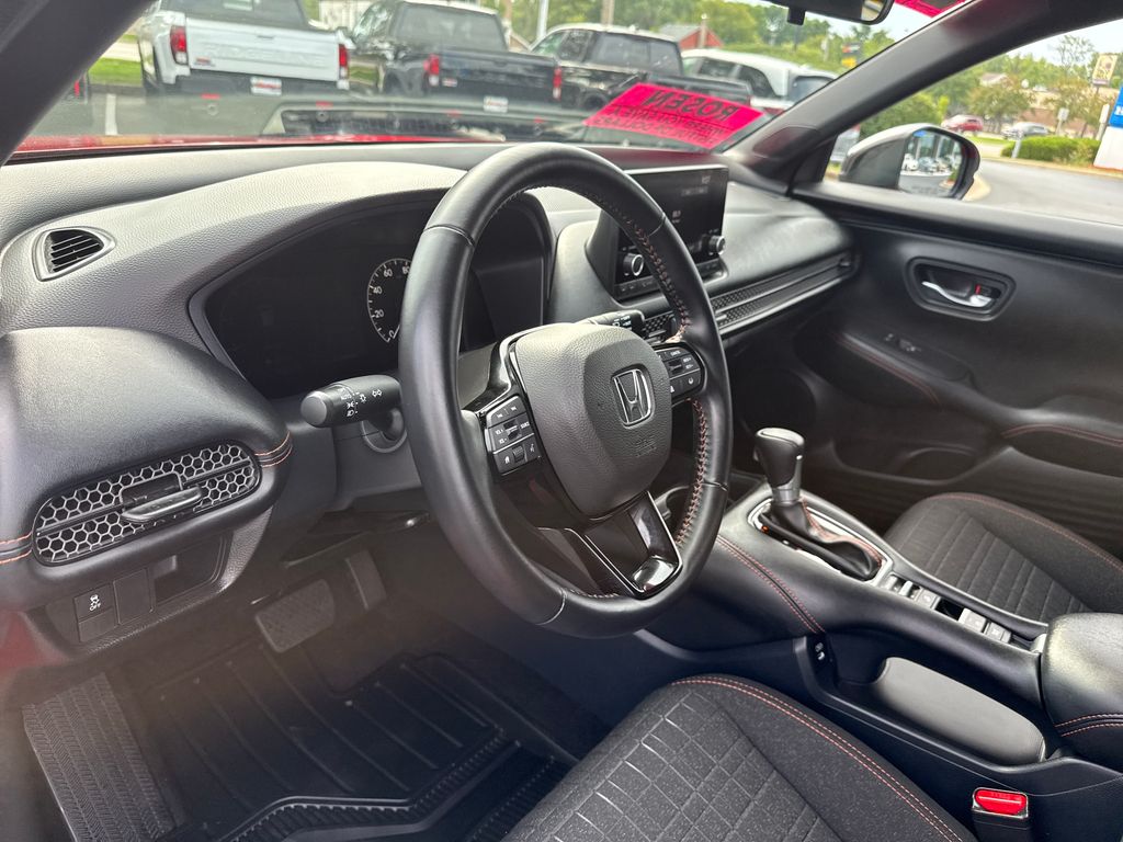 2025 Honda HR-V Sport - Photo 14