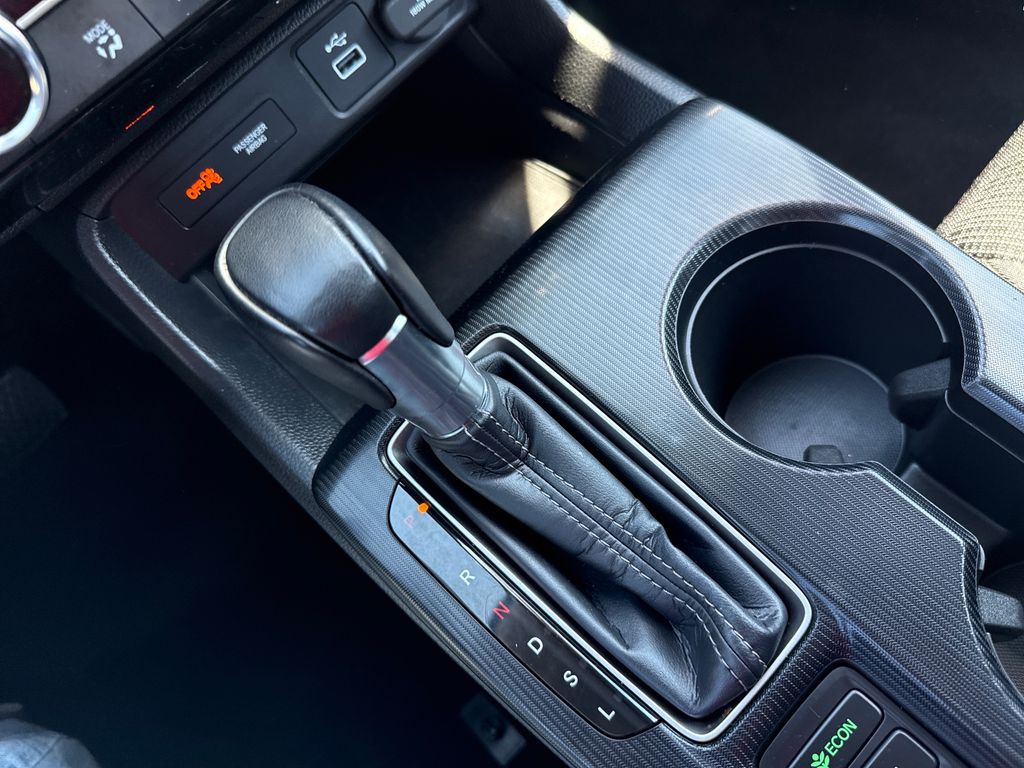 2024 Honda Civic EX - Photo 28