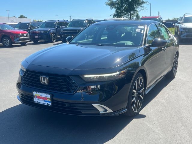 2025 Honda Accord Hybrid Touring's photo