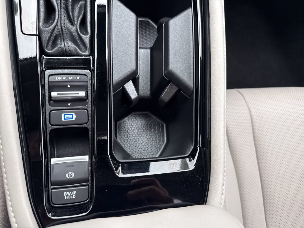2026 Honda Accord Hybrid Touring - Photo 31