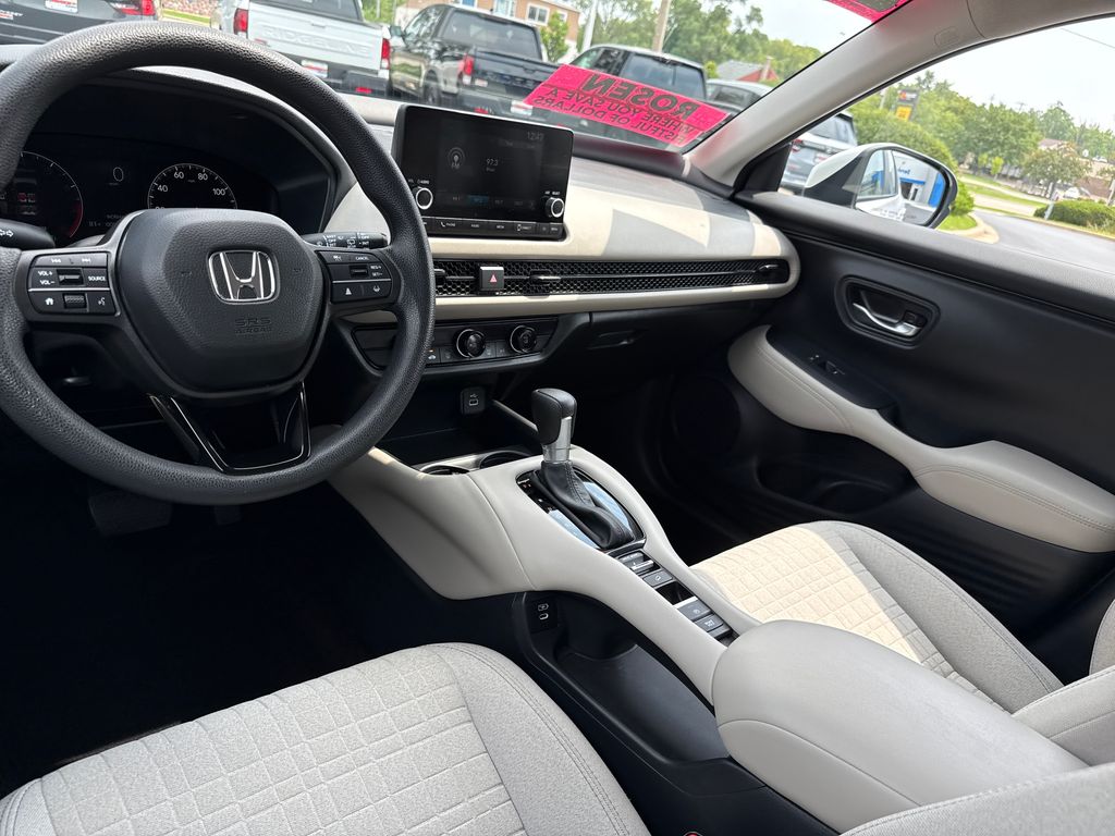 2025 Honda HR-V LX - Photo 22
