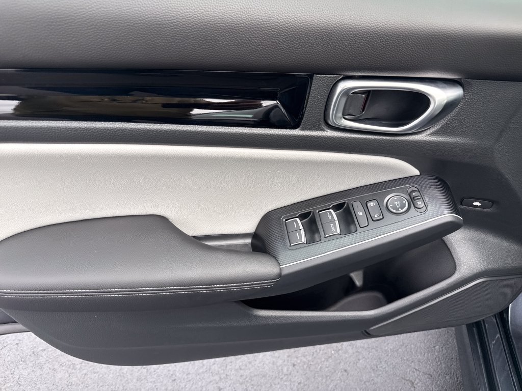 2026 Honda Civic Sport Touring - Photo 9