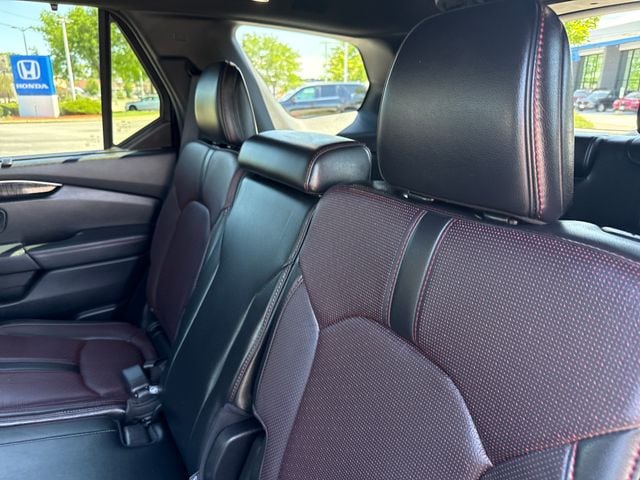 2025 Honda Pilot Black Edition - Photo 20