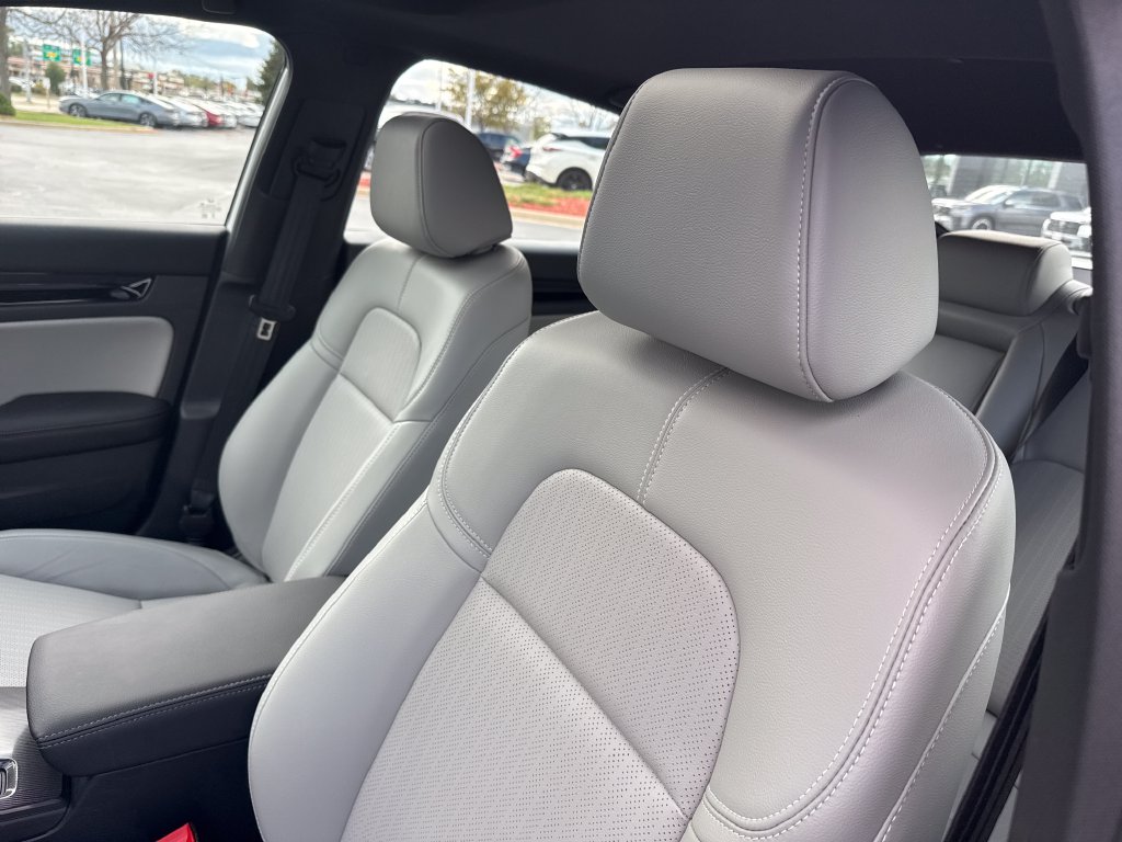 2025 Honda Civic Hatchback Sport Touring - Photo 11