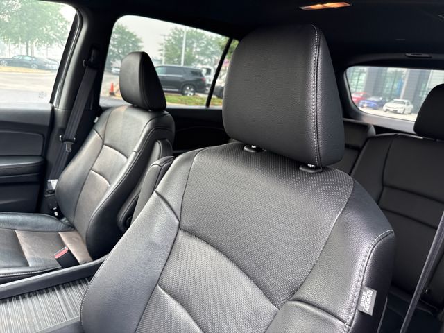 2023 Honda Passport EX-L - Photo 13