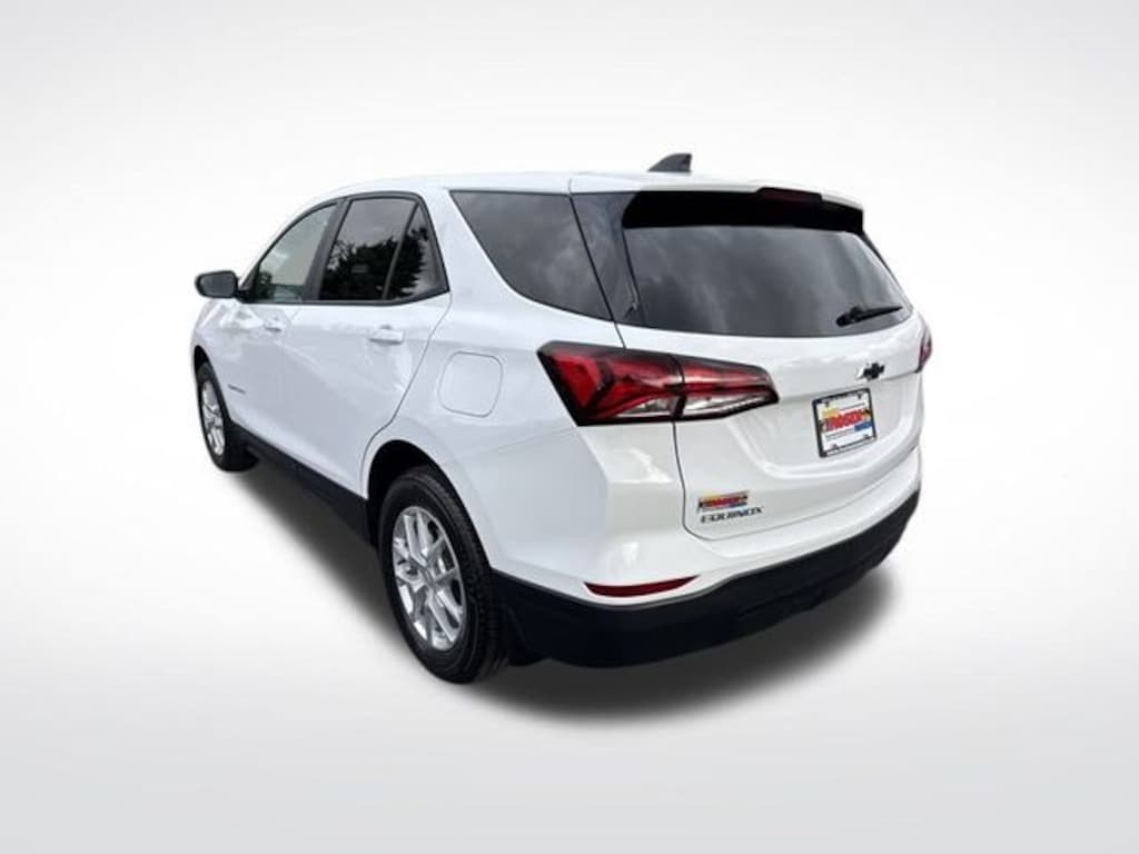 Used 2023 Chevrolet Equinox LS w/1LS SUV