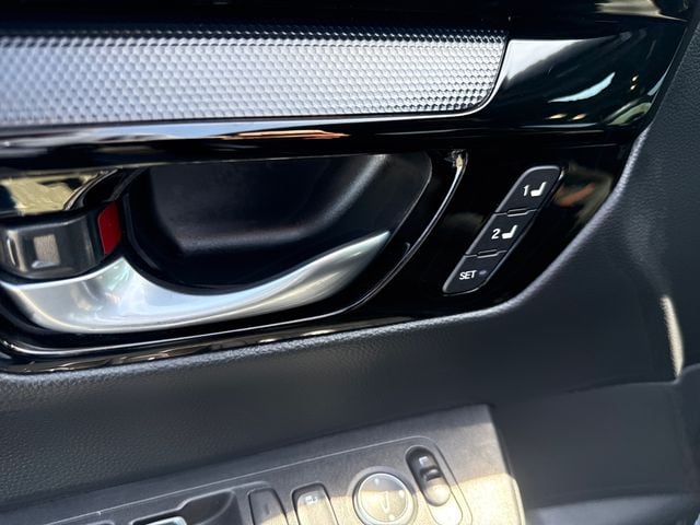 2024 Honda CR-V Sport Touring - Photo 11