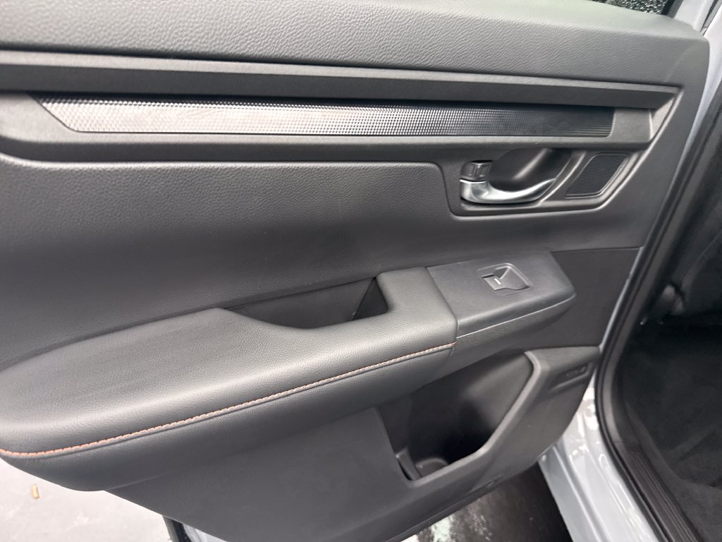 2024 Honda CR-V Sport-L - Photo 18