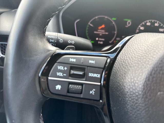 2025 Honda Civic Sport - Photo 25