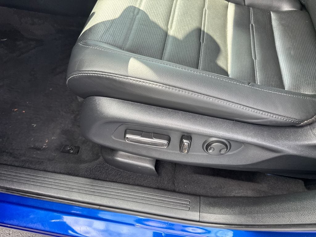 2024 Honda CR-V EX-L - Photo 12