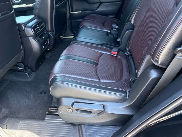 2025 Honda Pilot Black Edition - Photo 19