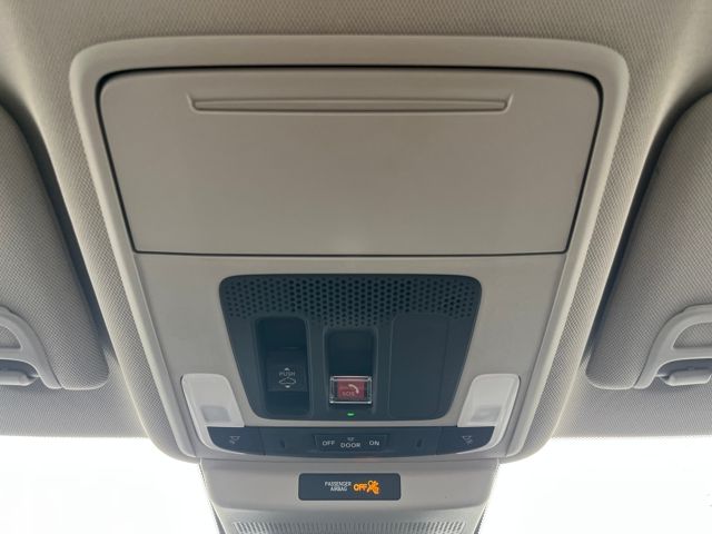 2025 Honda Accord Hybrid Touring - Photo 35