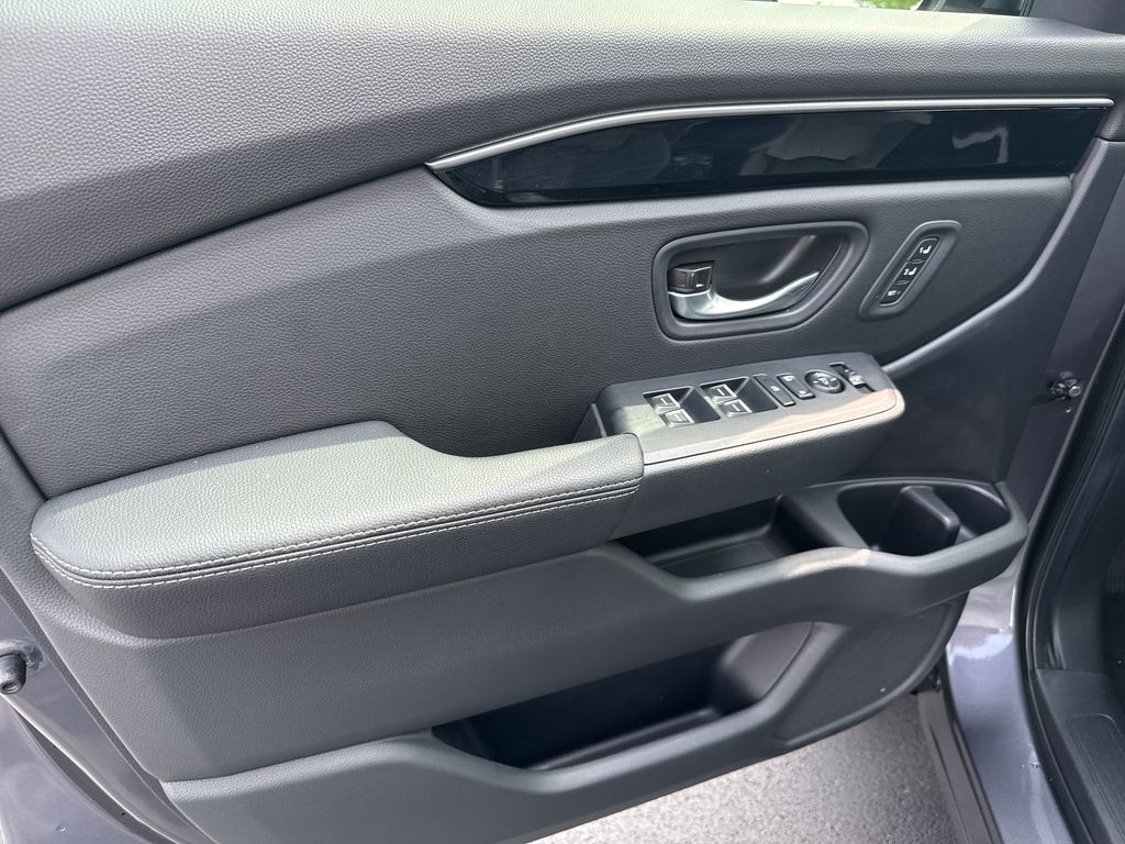 2026 Honda Pilot EX-L - Photo 9