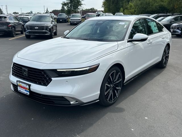 2025 Honda Accord Hybrid Touring's photo