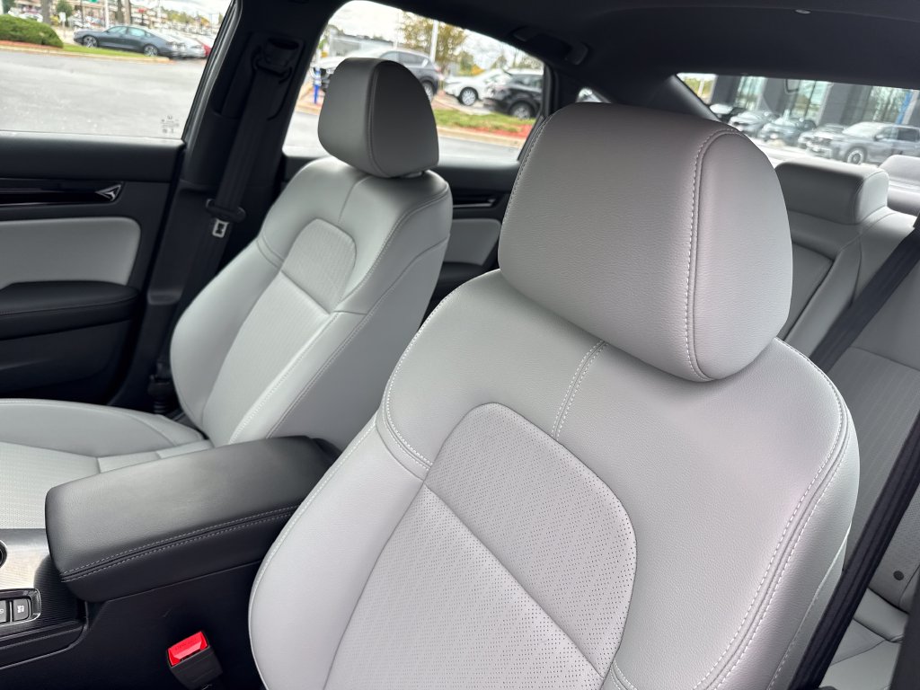 2026 Honda Civic Sport Touring - Photo 12