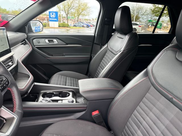 2025 Ford Explorer ST-LINE - Photo 13