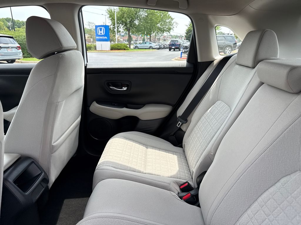 2025 Honda HR-V LX - Photo 19