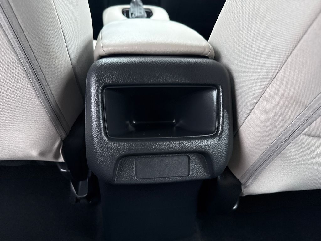2025 Honda HR-V LX - Photo 21