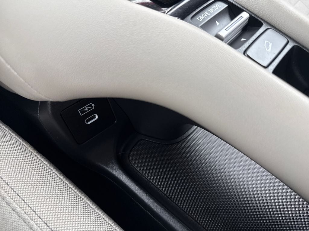 2025 Honda HR-V LX - Photo 28
