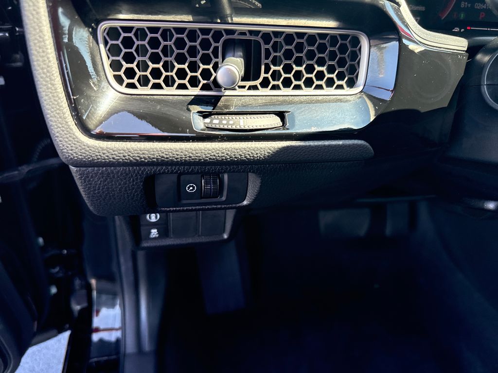 2024 Honda Civic EX - Photo 15