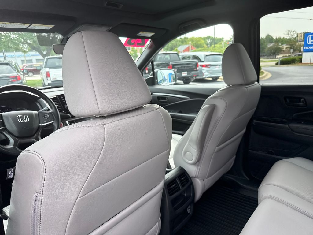 2023 Honda Passport EX-L - Photo 22