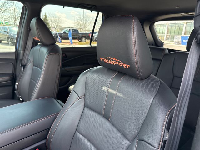 2025 Honda Passport TrailSport - Photo 13