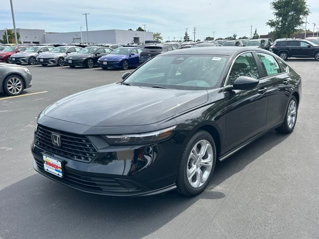 2025 Honda Accord LX's photo