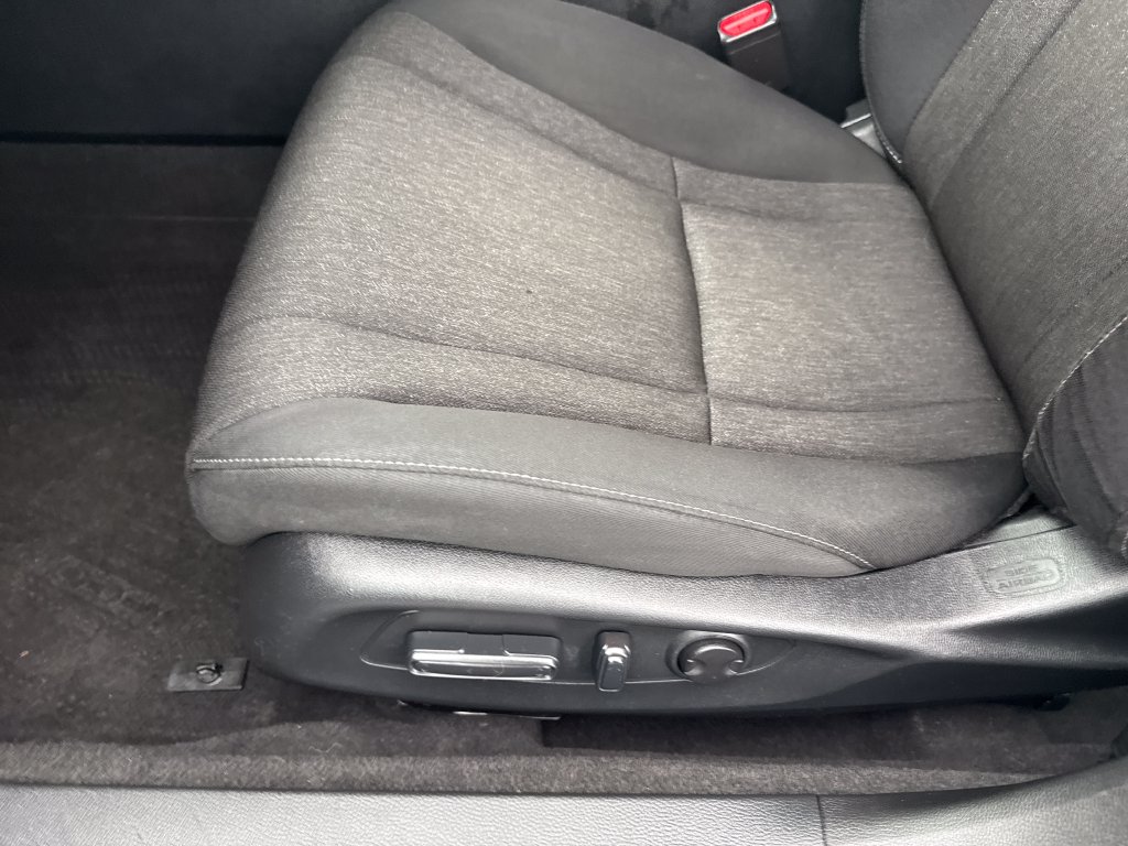 2025 Honda Accord SE - Photo 11