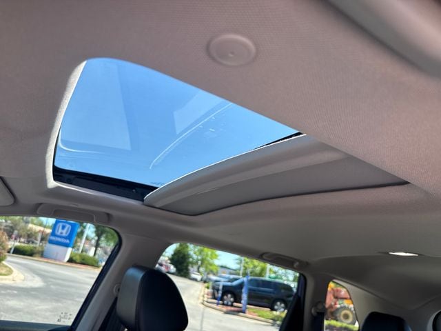 2023 Honda CR-V EX-L - Photo 17