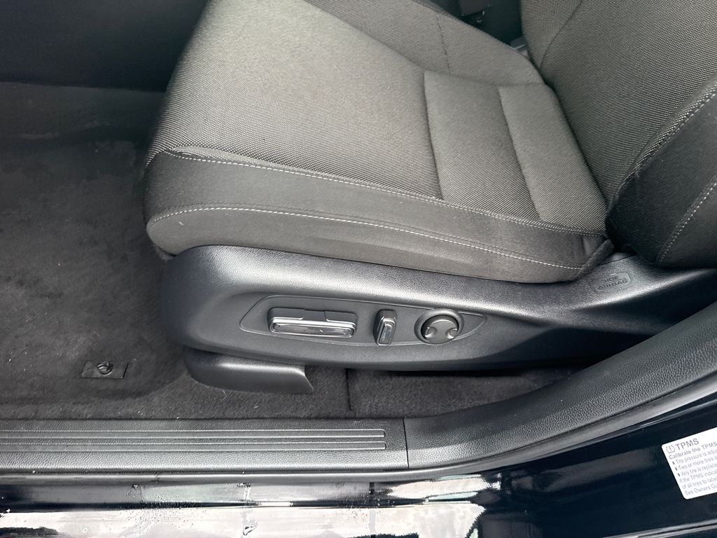 2024 Honda CR-V EX - Photo 11