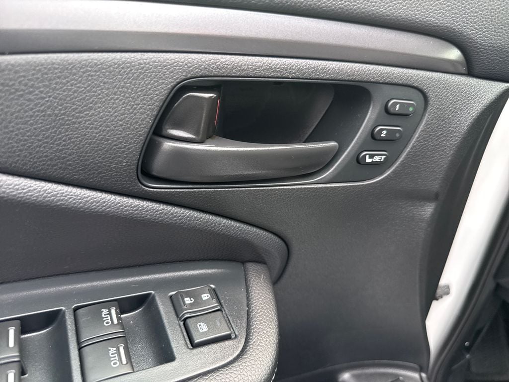 2023 Honda Passport EX-L - Photo 11