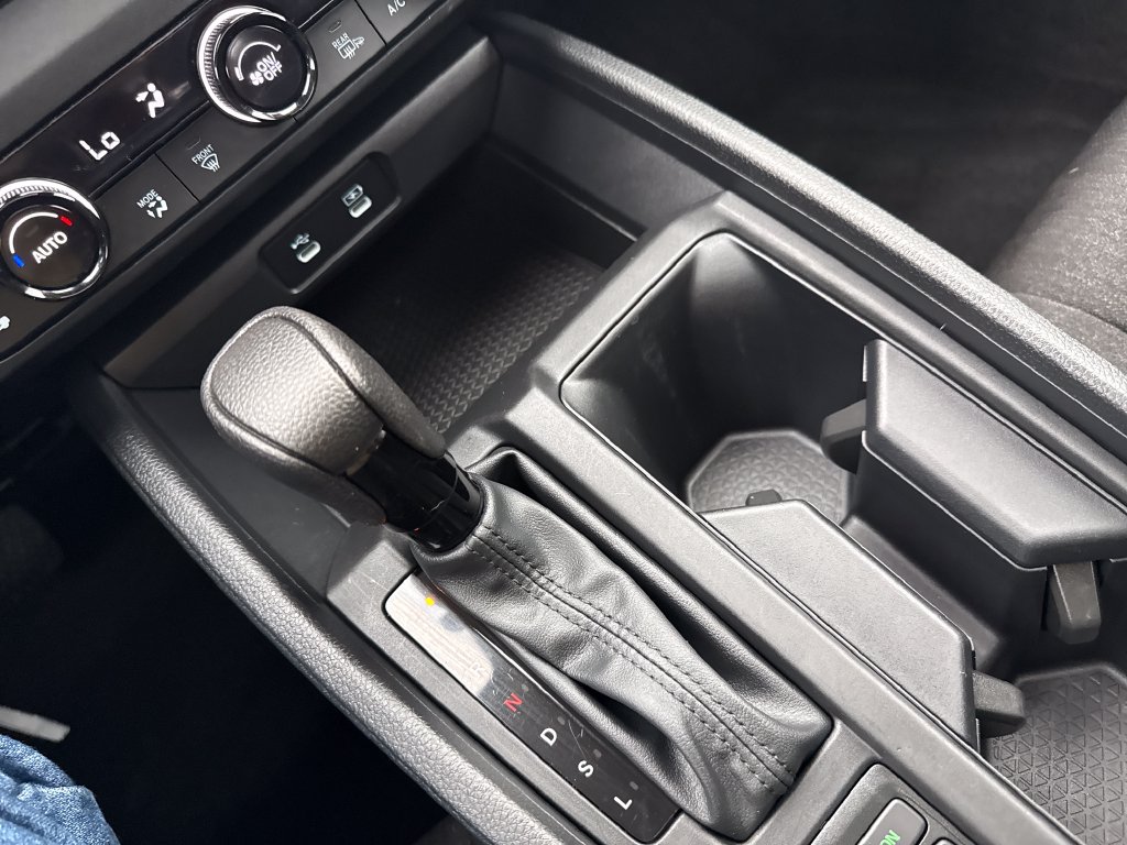 2025 Honda Accord SE - Photo 29