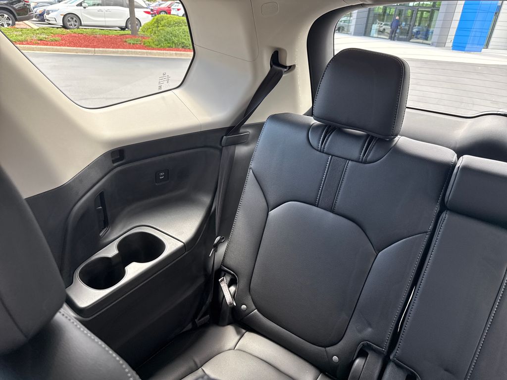 2026 Honda Pilot EX-L - Photo 23