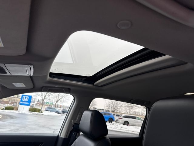 2024 Honda CR-V EX-L - Photo 17