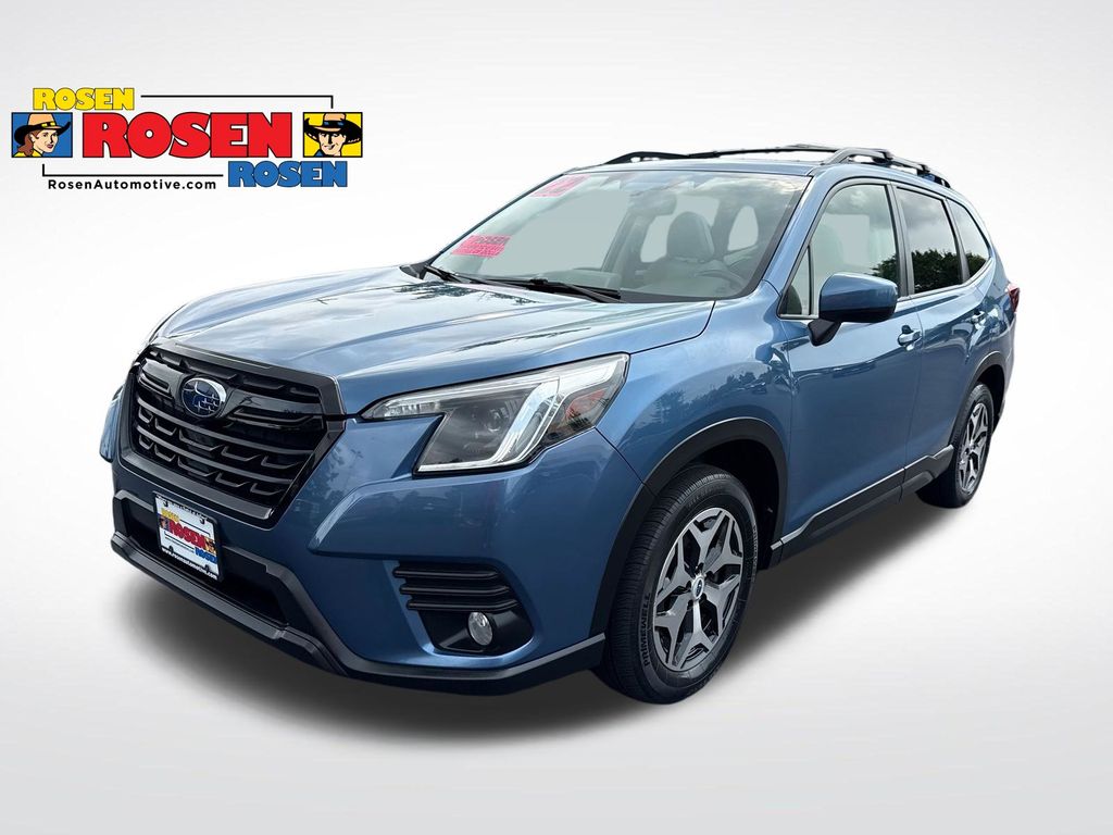 2022 Subaru Forester Premium AWD photo