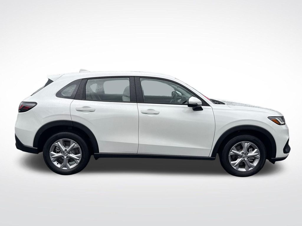 2025 Honda HR-V LX - Photo 6