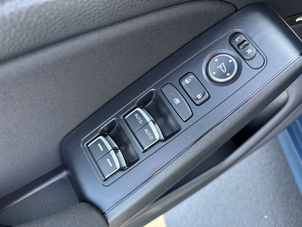 2025 Honda Civic Sport - Photo 10