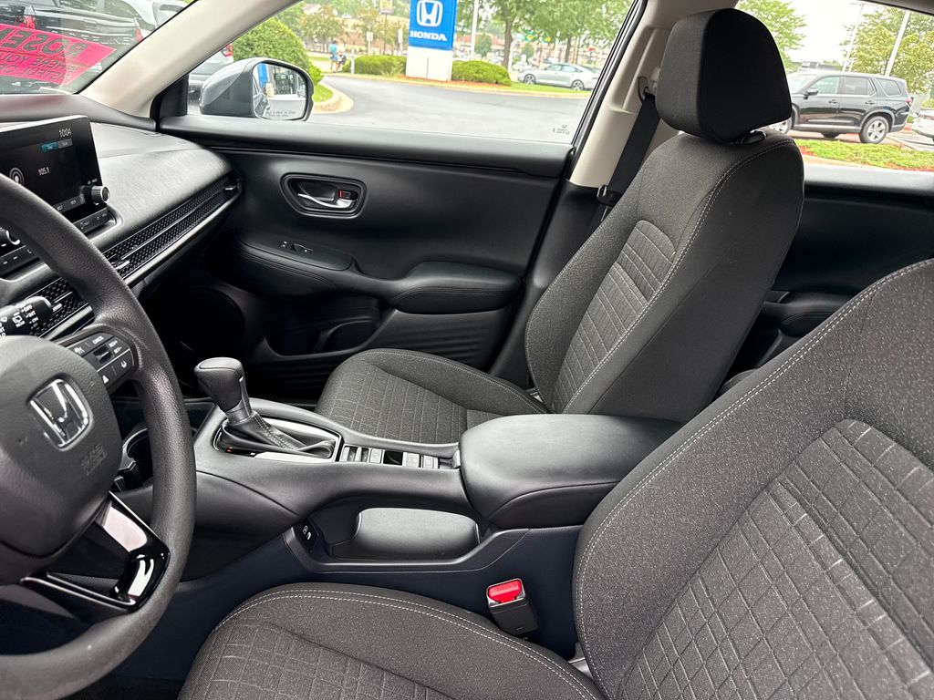 2024 Honda HR-V LX - Photo 13