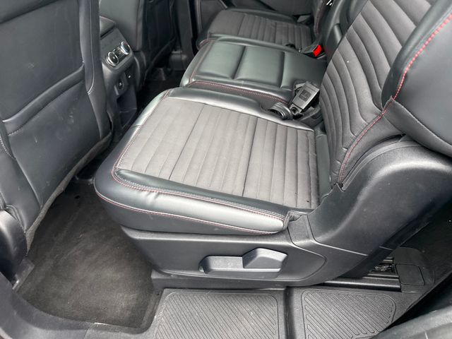 2025 Ford Explorer ST-LINE - Photo 17