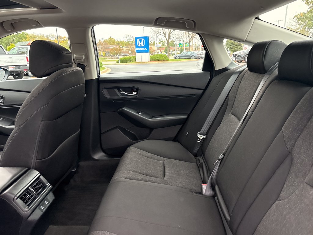 2025 Honda Accord SE - Photo 20