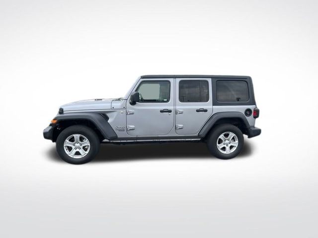 2019 Jeep Wrangler Unlimited Sport S photo 2